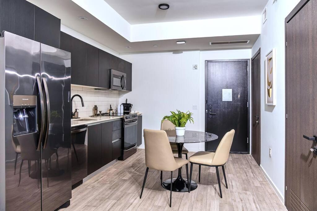 Ocean Front View Stylish In Downtown Apartment Miami