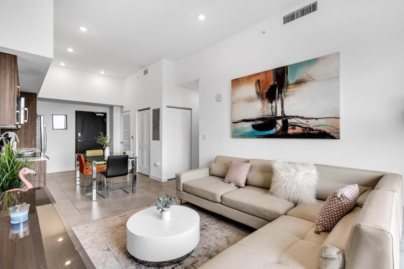 Urban Escape 3 Bed Unit Near Brickell And Wynwood Apartment Miami