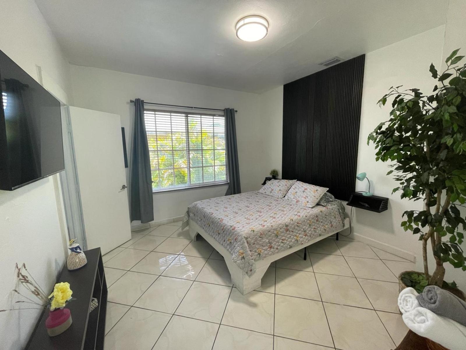 Private Next To Calle Ocho Miami