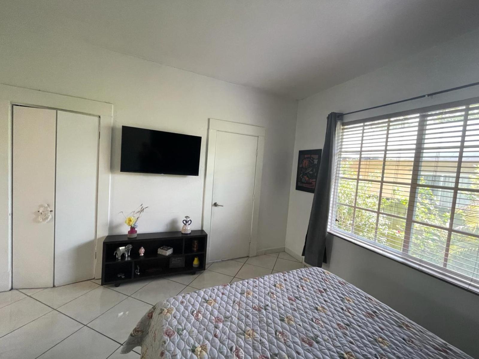 Homestay Private Next To Calle Ocho *