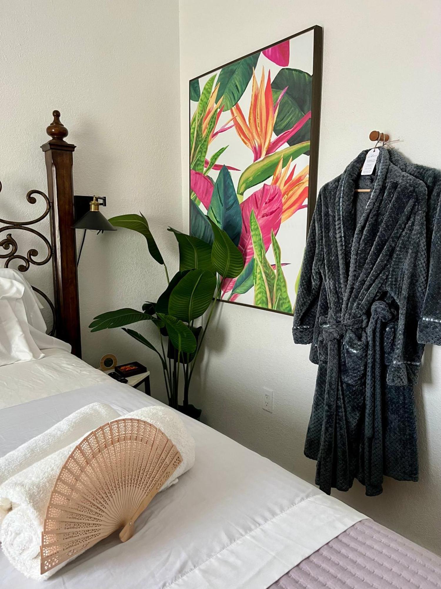 Apartment Little Havana Suites: Urban Oasis With Free Parking