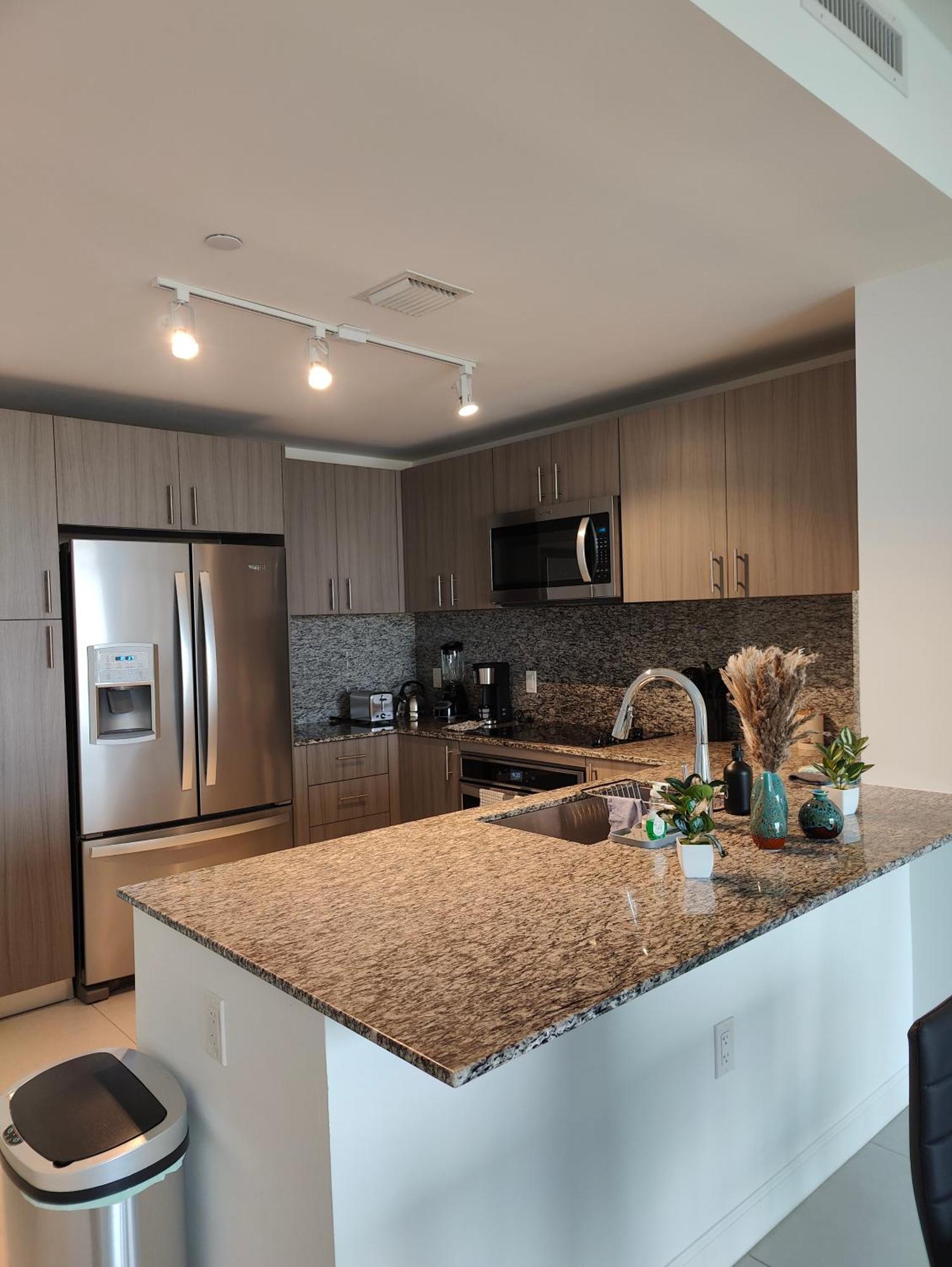 Style 1-bdrm Downtown Doral Apartment Miami