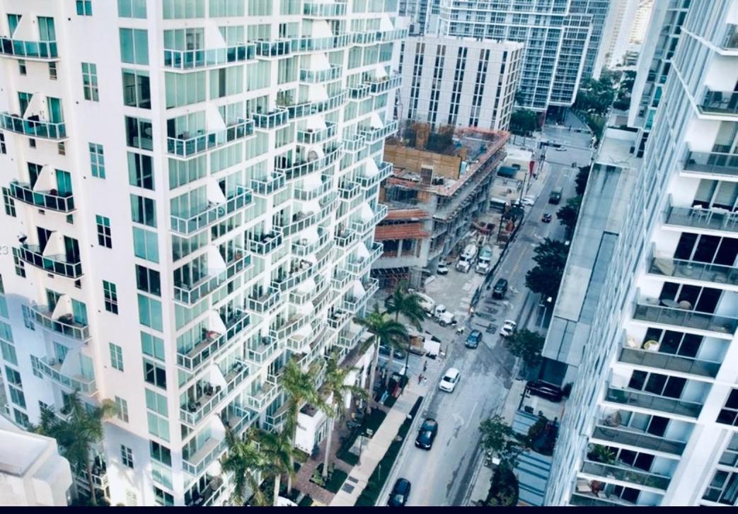 2 Story Loft Downtown *