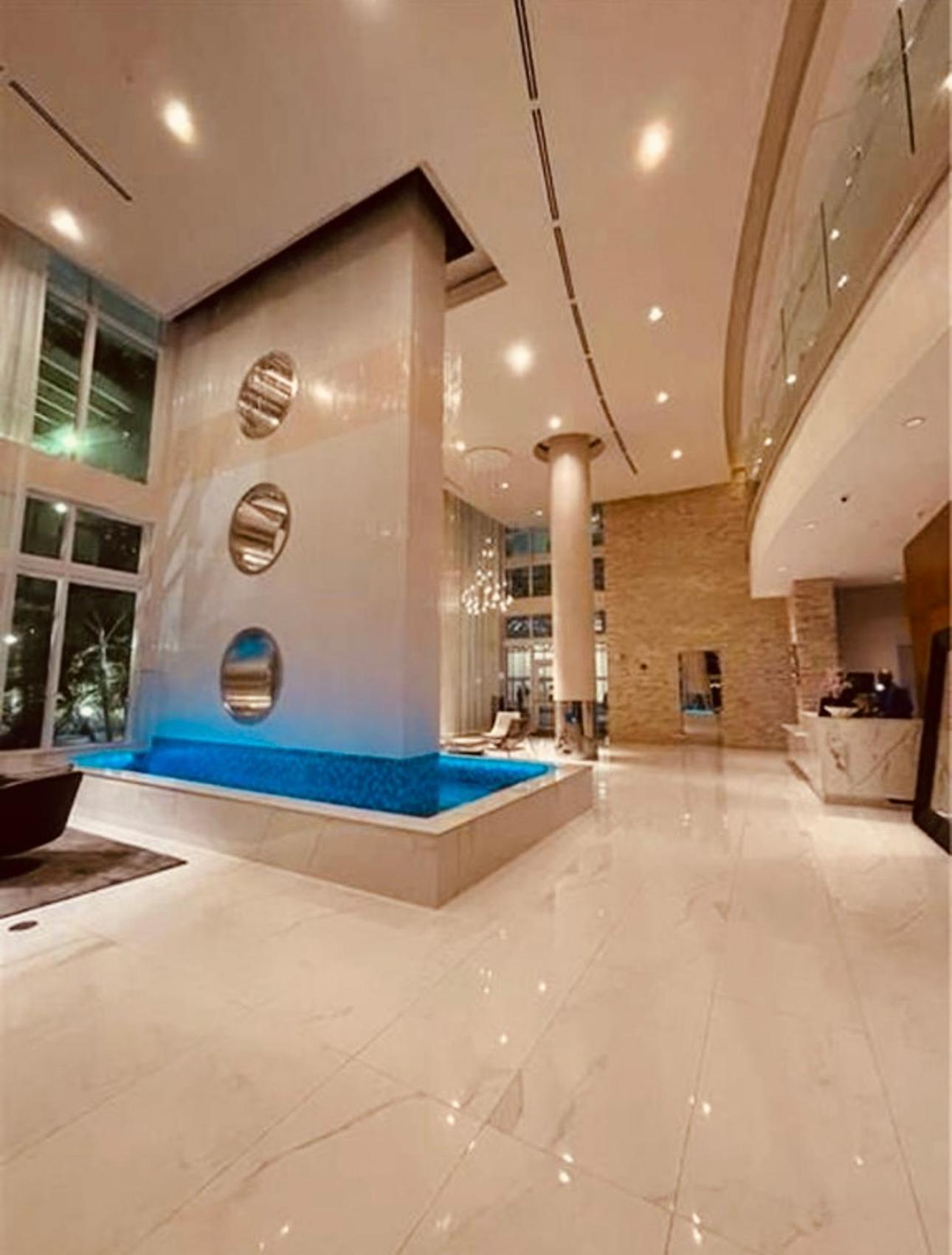 2 Story Loft Downtown Miami