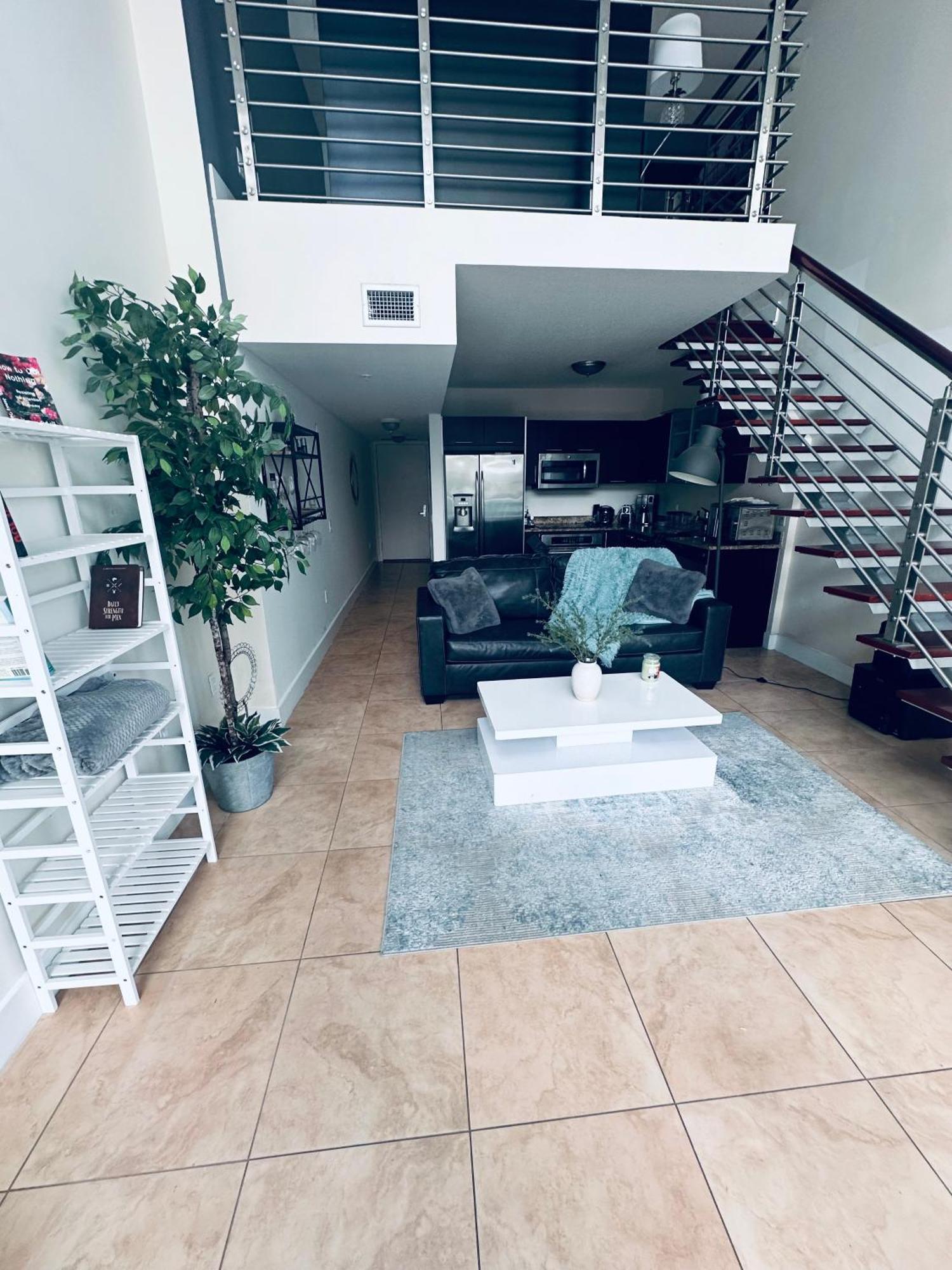 2 Story Loft Downtown Apartment Miami