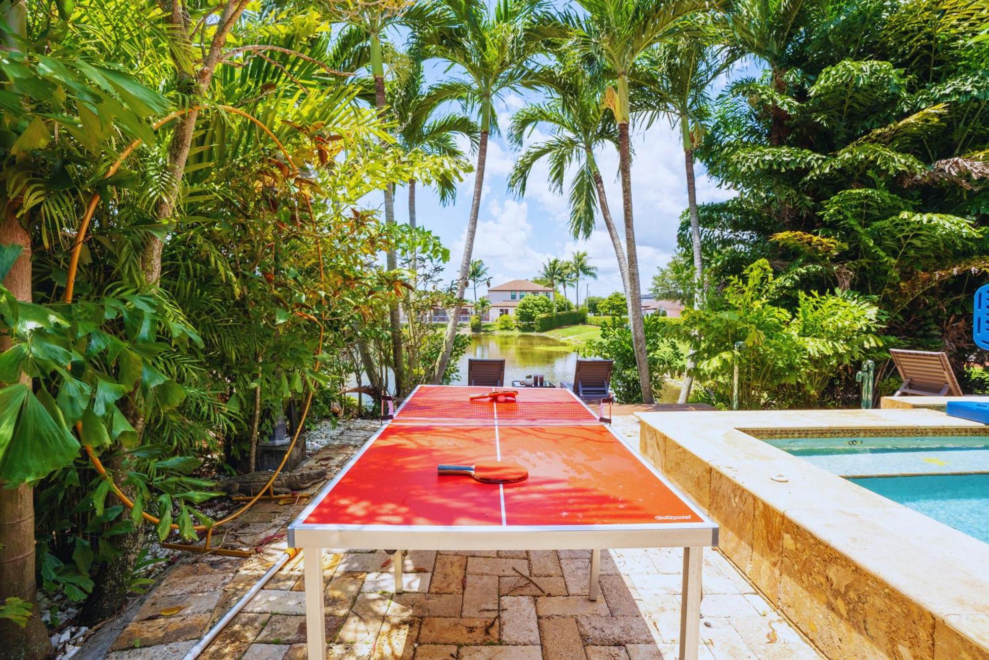Avatar Luxe 5br W Cinema, Pool, Game & Bbq Villa *