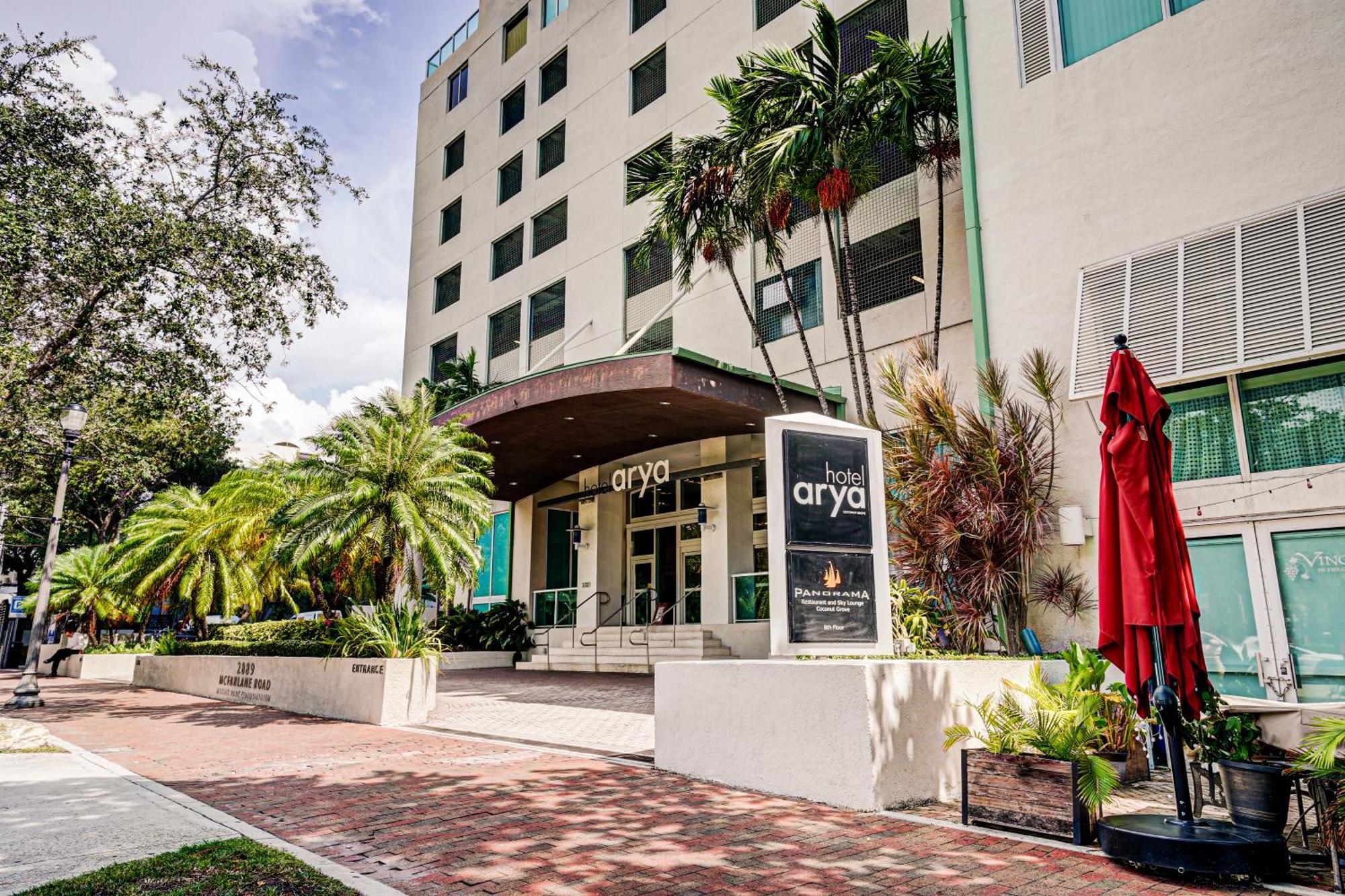 Renovated Coconut Grove Includes Parking Apartment Miami