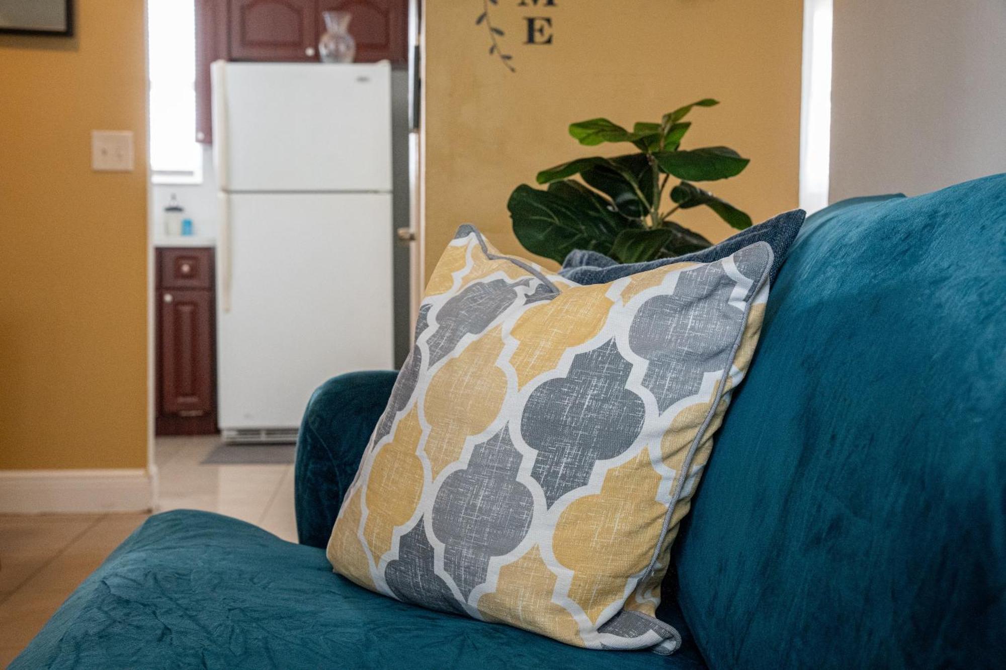 Apartment Spacious 2br Minutes From Brickell *