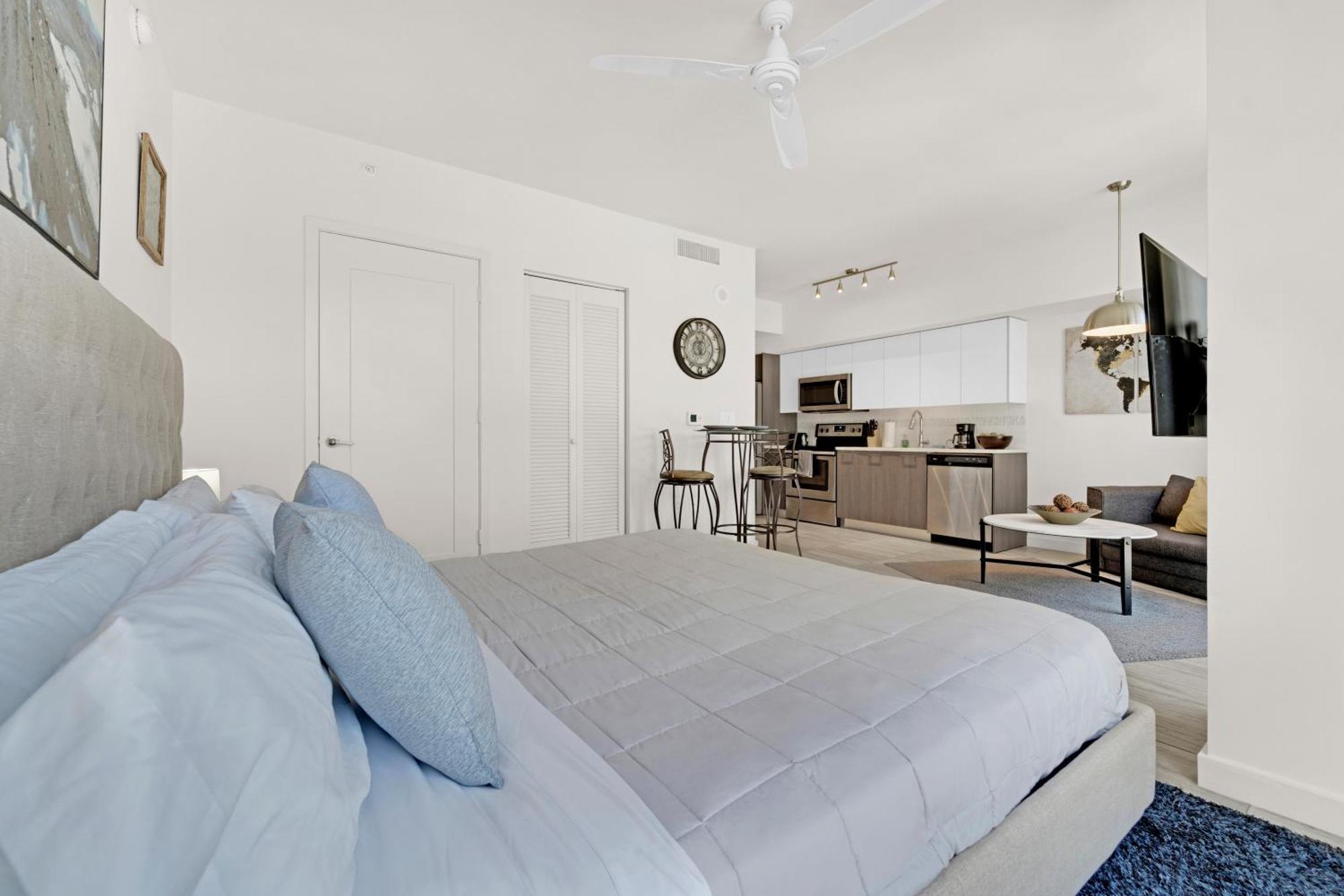 Devereaux Luxury Apartment *