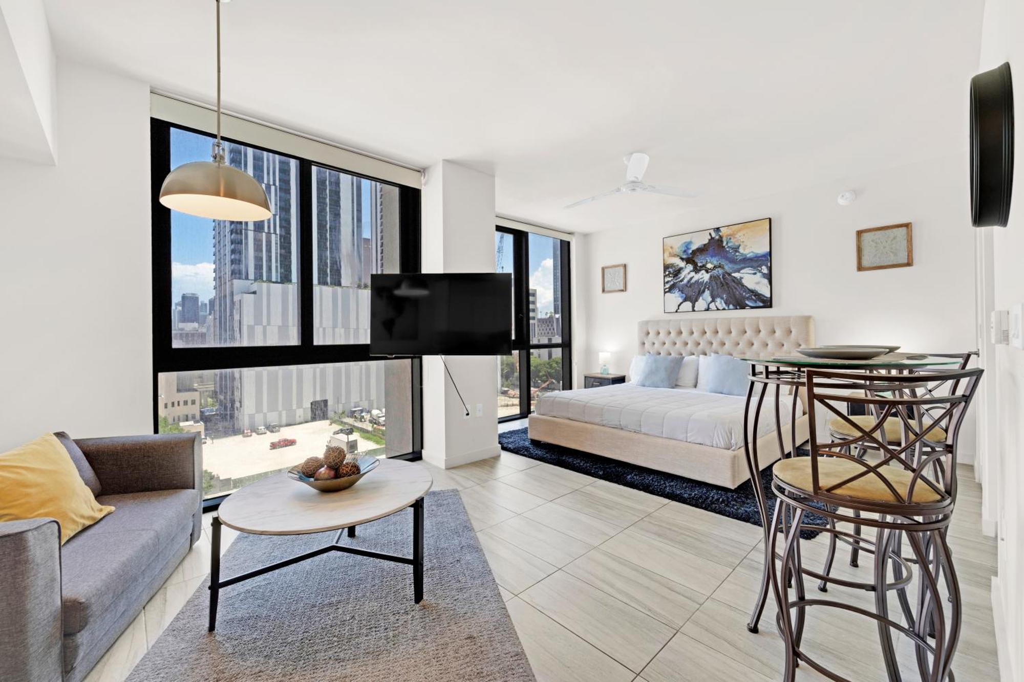 Devereaux Luxury Miami