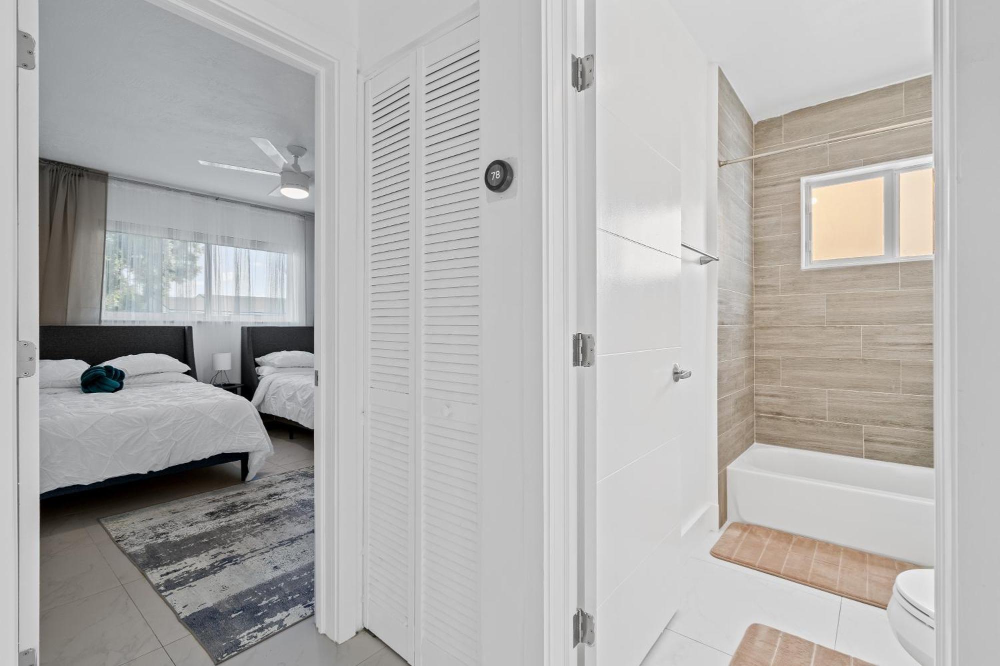 Villa - Your Exclusive Luxury Escape With Private Pool And Mini Golf Miami