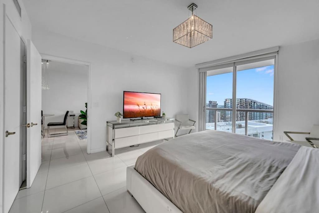Luxury 1br W Icon Brickell-freespa *
