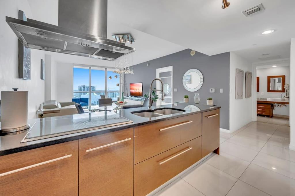 Luxury 1br W Icon Brickell-freespa