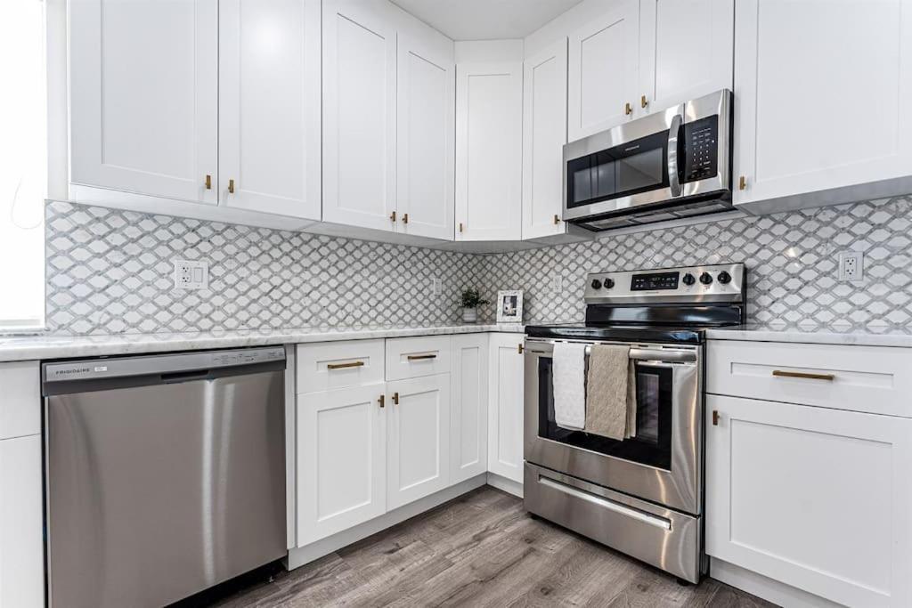 Modern Unit 1 - Close To South & Airport Holiday home Miami