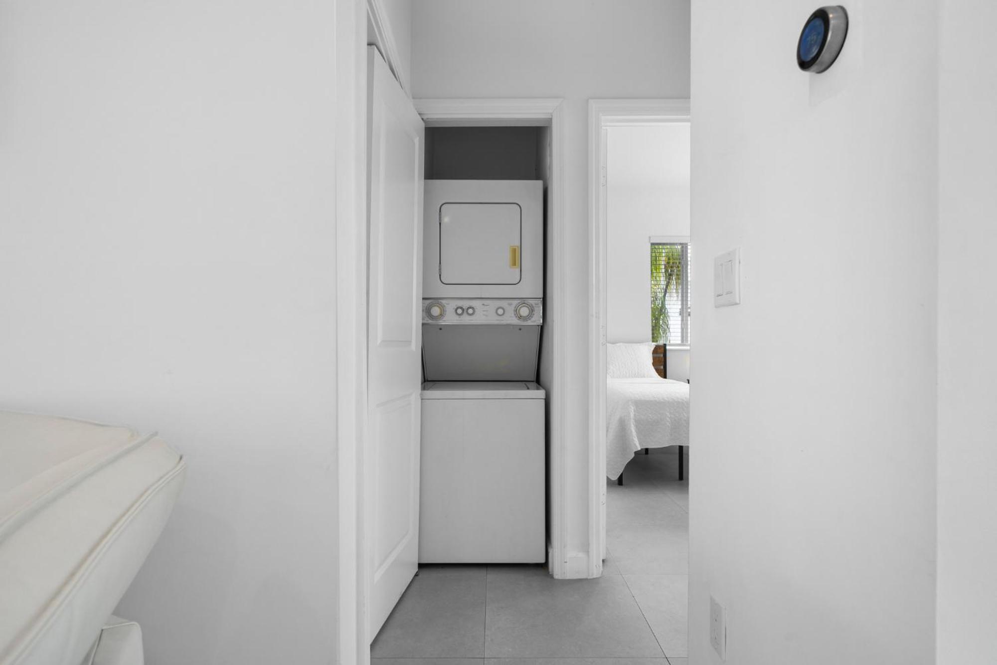 Coco Cozy Near Brickell Holiday home *