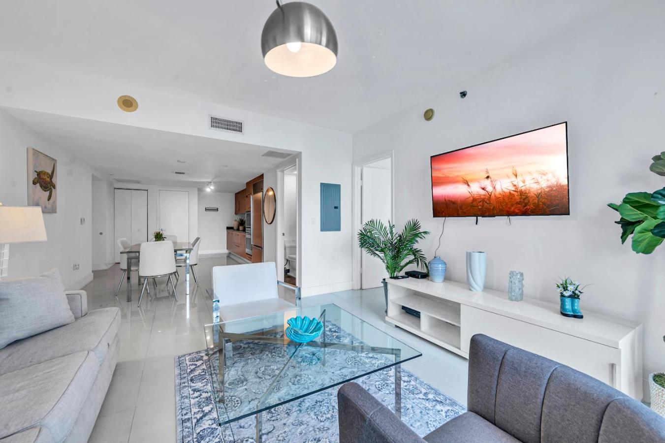 Unique 1br Icon Brickell Waterviews-freespa Apartment