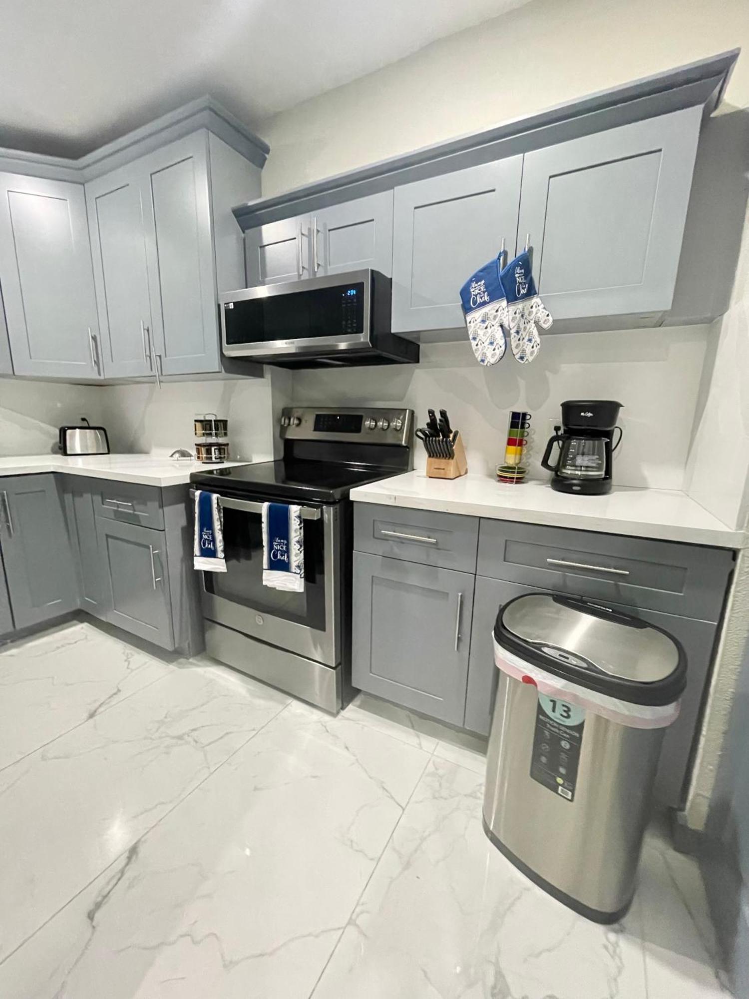 Reywant Investments Inc Near Hardrock Casino * Miami