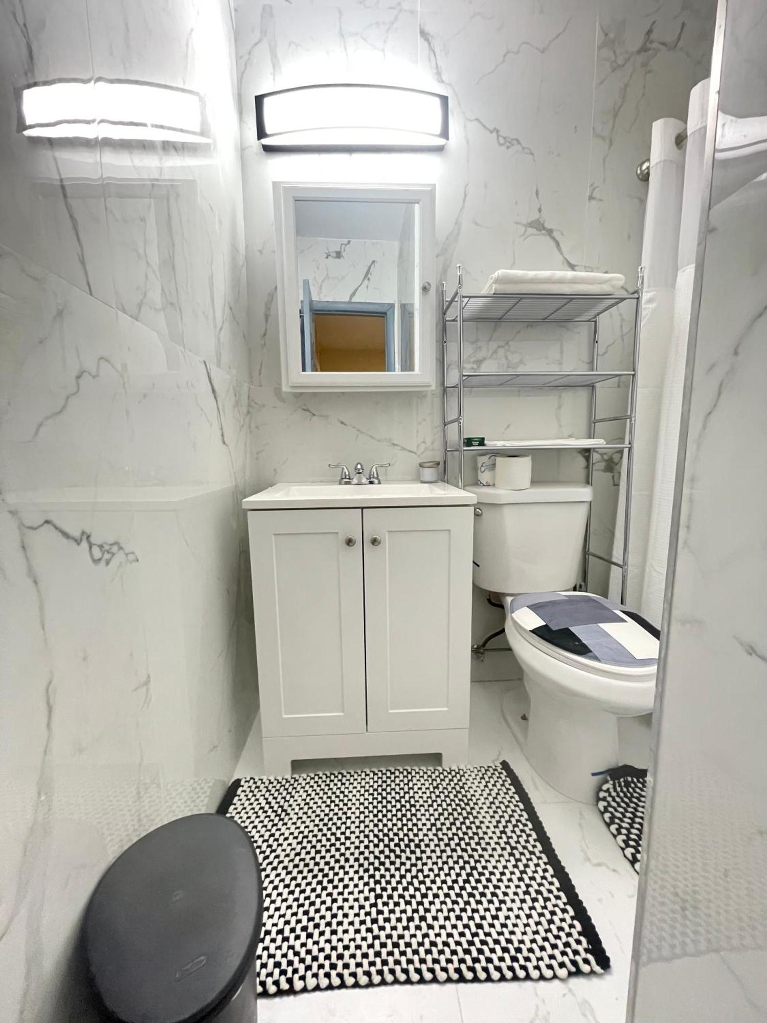 Holiday home Reywant Investments Inc Near Hardrock Casino