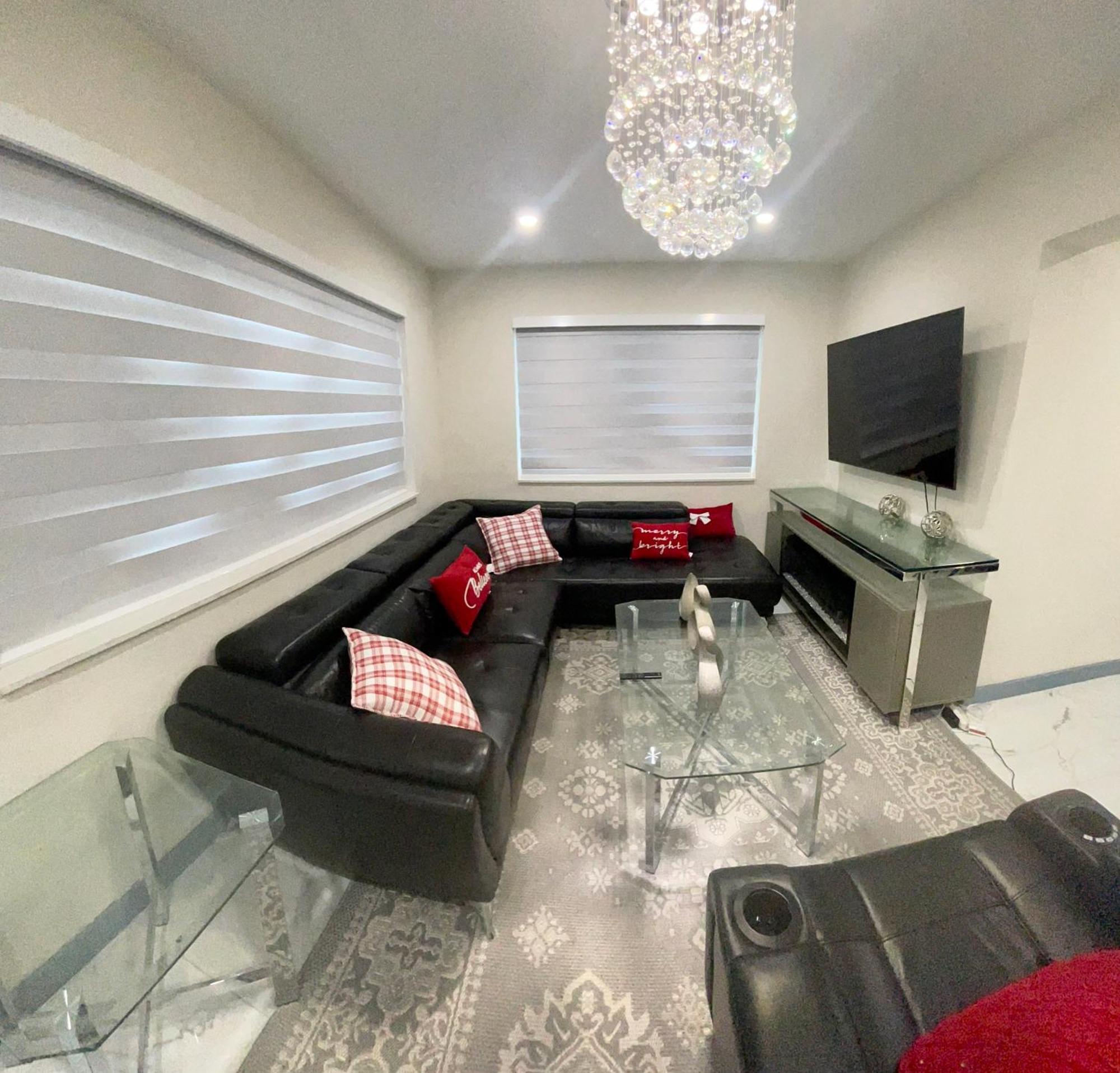 Reywant Investments Inc Near Hardrock Casino *