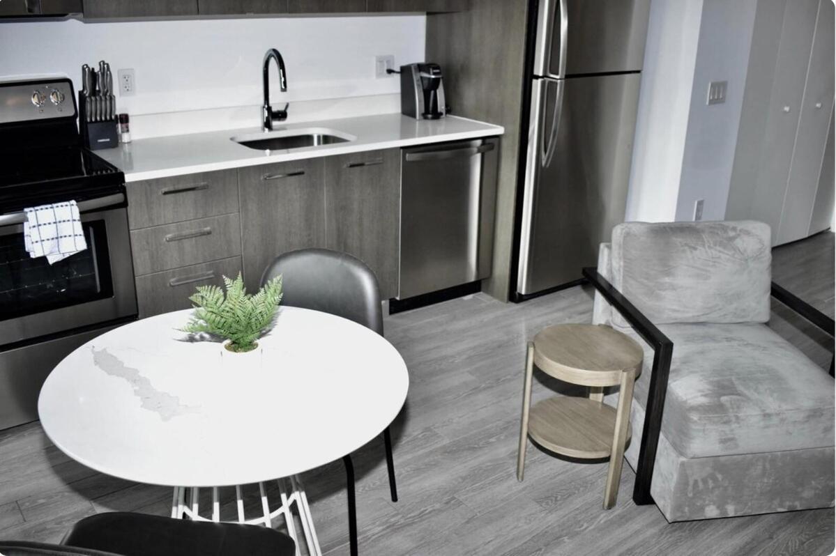 The Bayfront Iii Apartment *