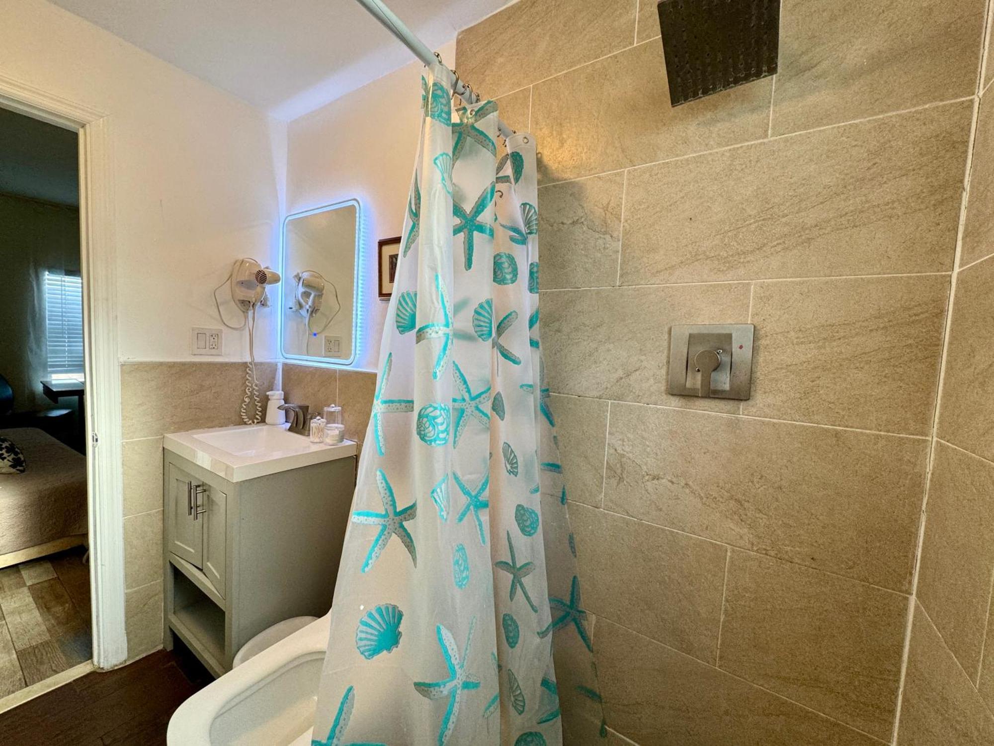 Private At Centrally Located With Free Parking