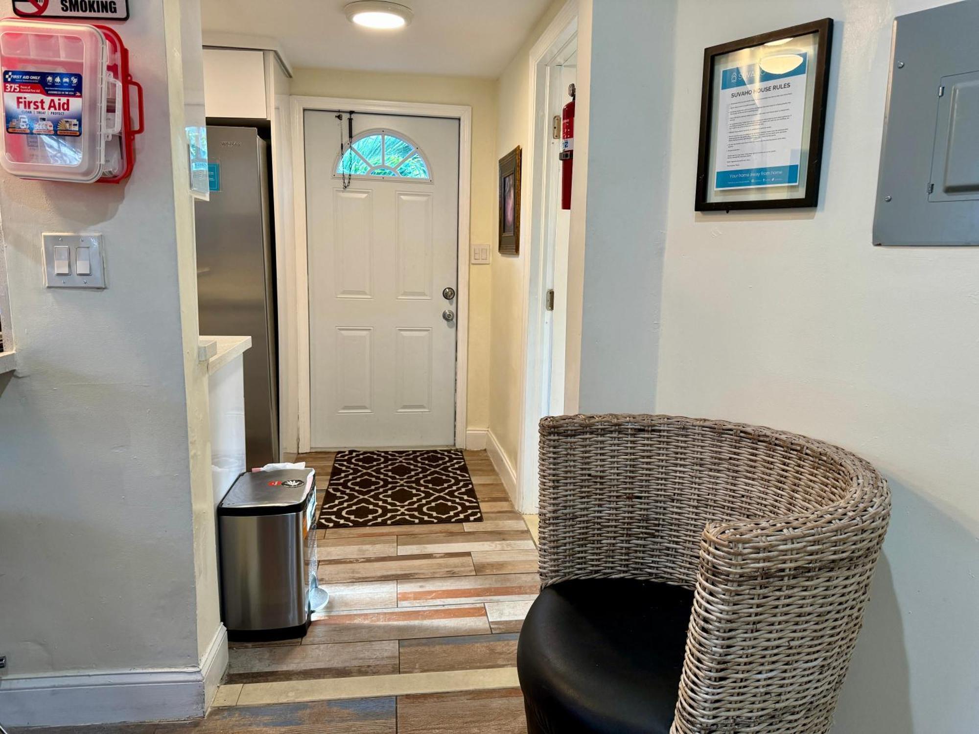 Private At Centrally Located With Free Parking Homestay Miami