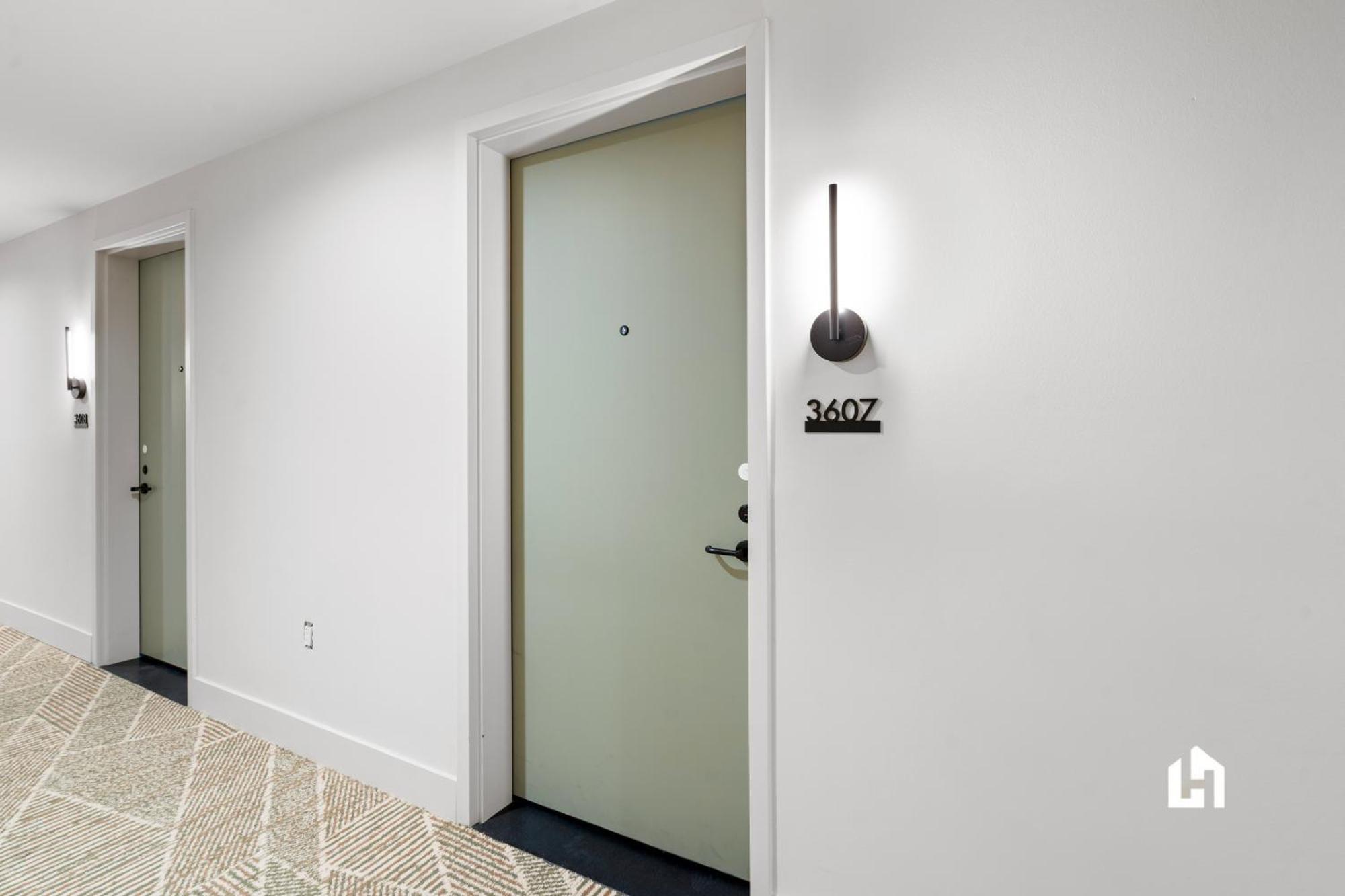 Stylish With Partial Ocean Views In Downtown!