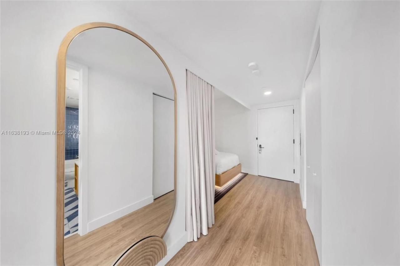 Apartment 2 Bedroom At Gale Downtown Pool Gym Miami