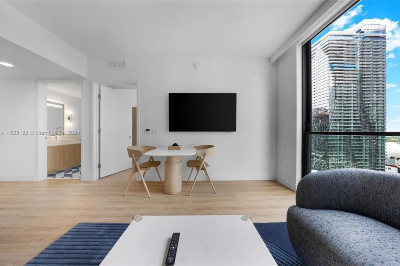Apartment 2 Bedroom At Gale Downtown Pool Gym Miami