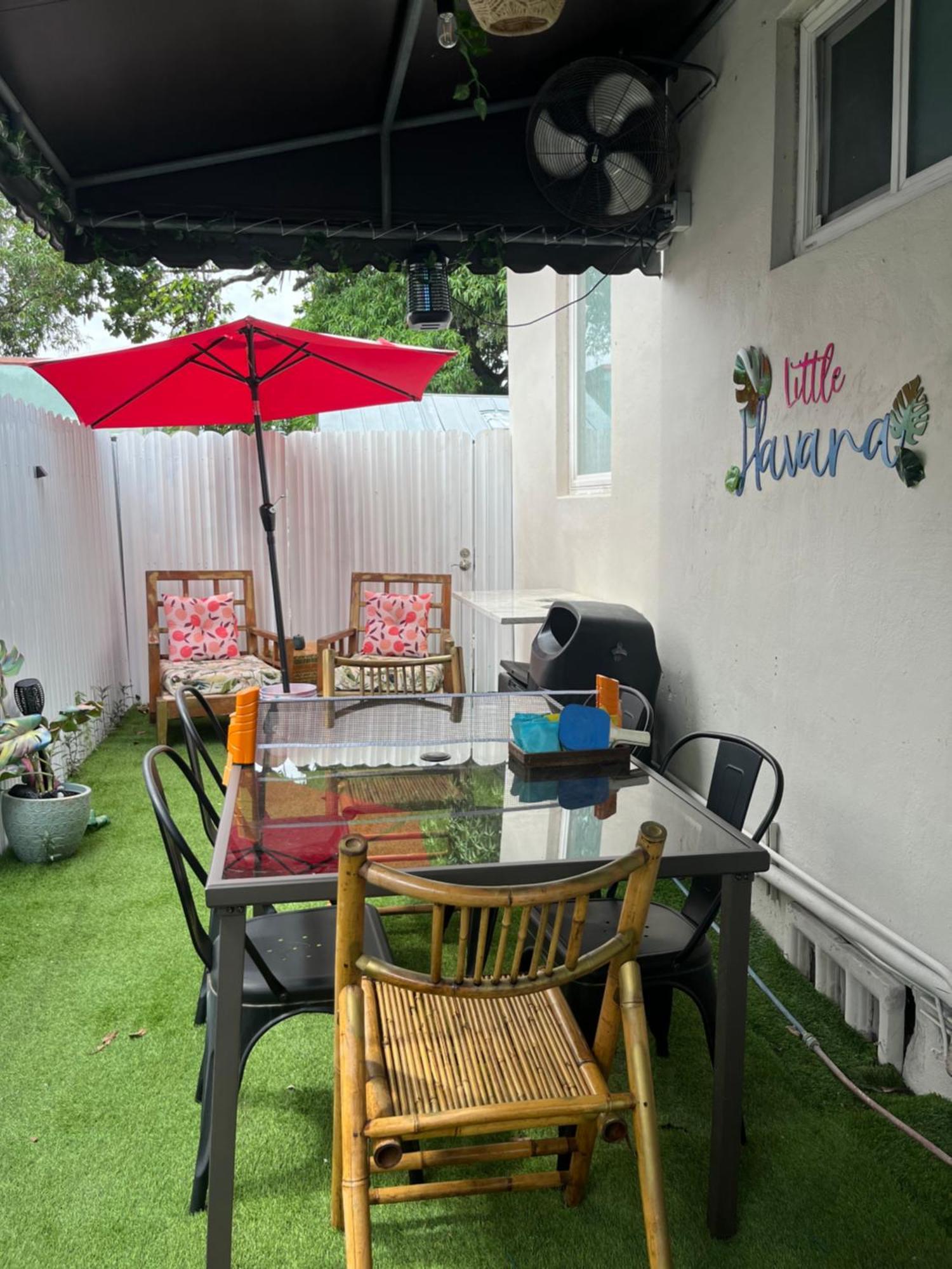 Little Havana Suites: Urban Oasis With Free Parking Apartment Miami