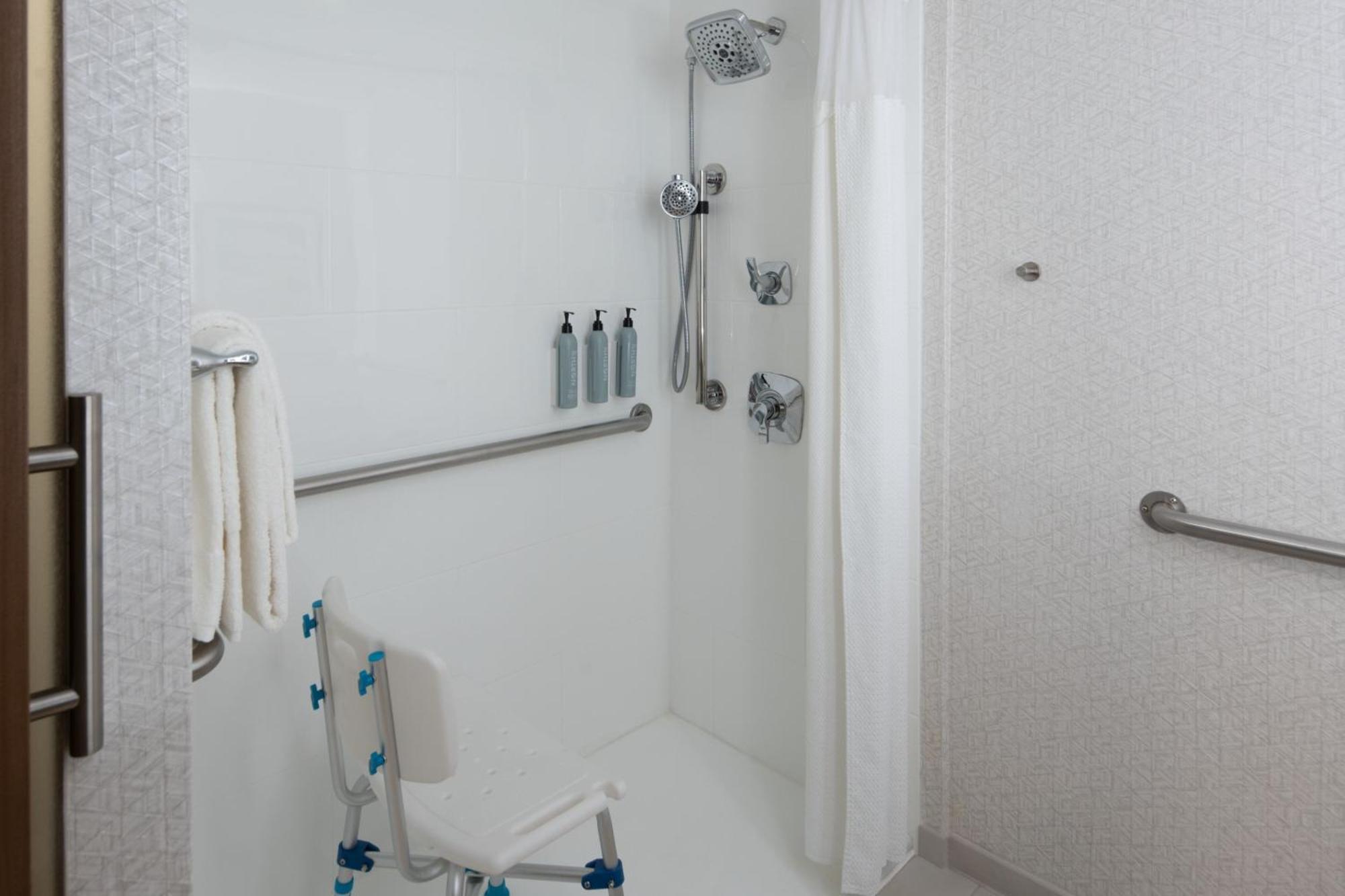 Hotel Courtyard Miami 3*