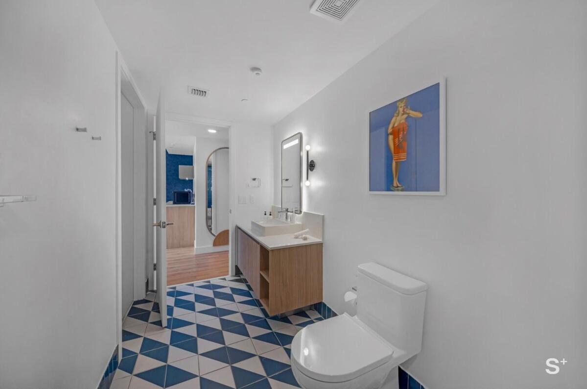 Chic Downtown 1br With Stunning Skyline Views Miami