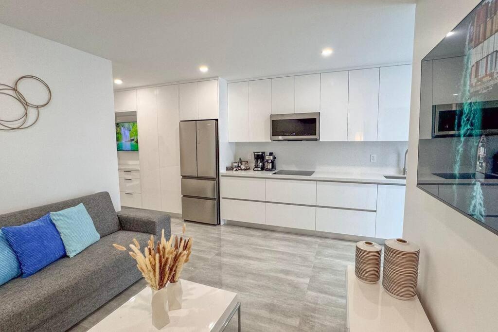 Beautiful Loft In The Heart Of *