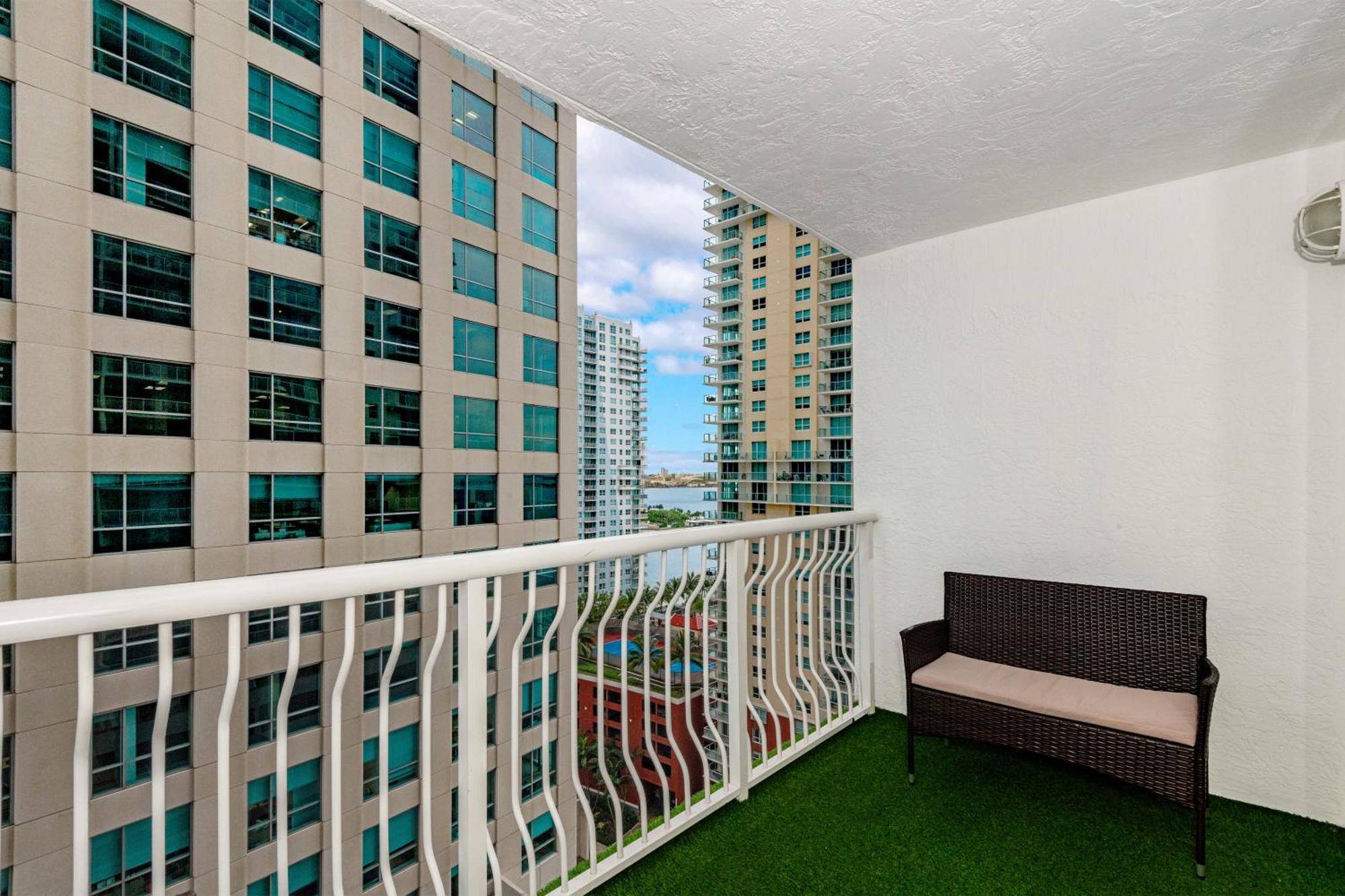 High Rise Brickell Modern