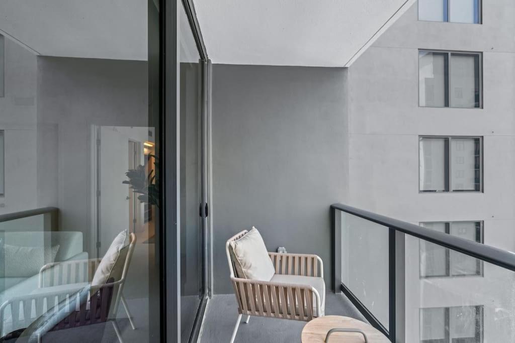 New Luxurious Floor 35th - Miami's Heart *