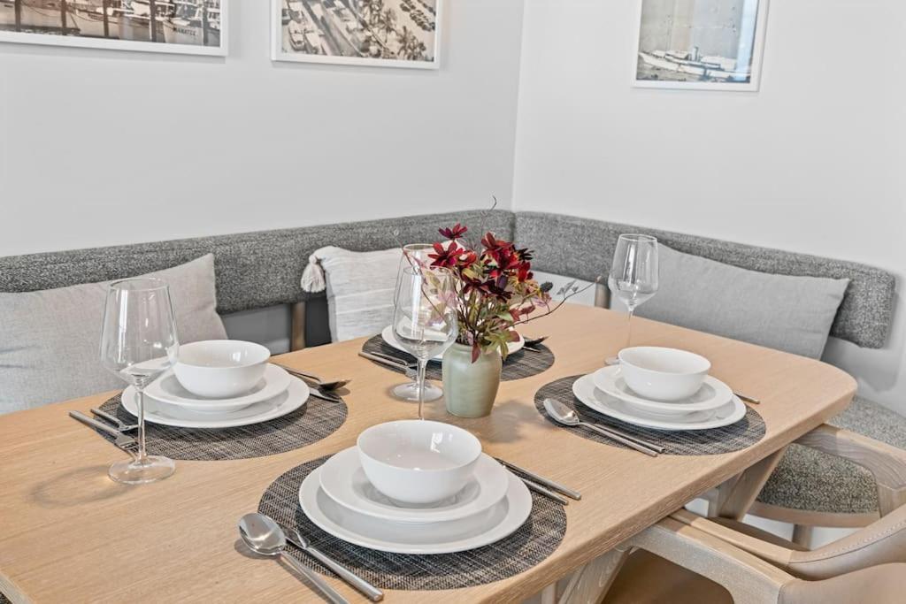 New Luxurious Floor 35th - Miami's Heart Apartment