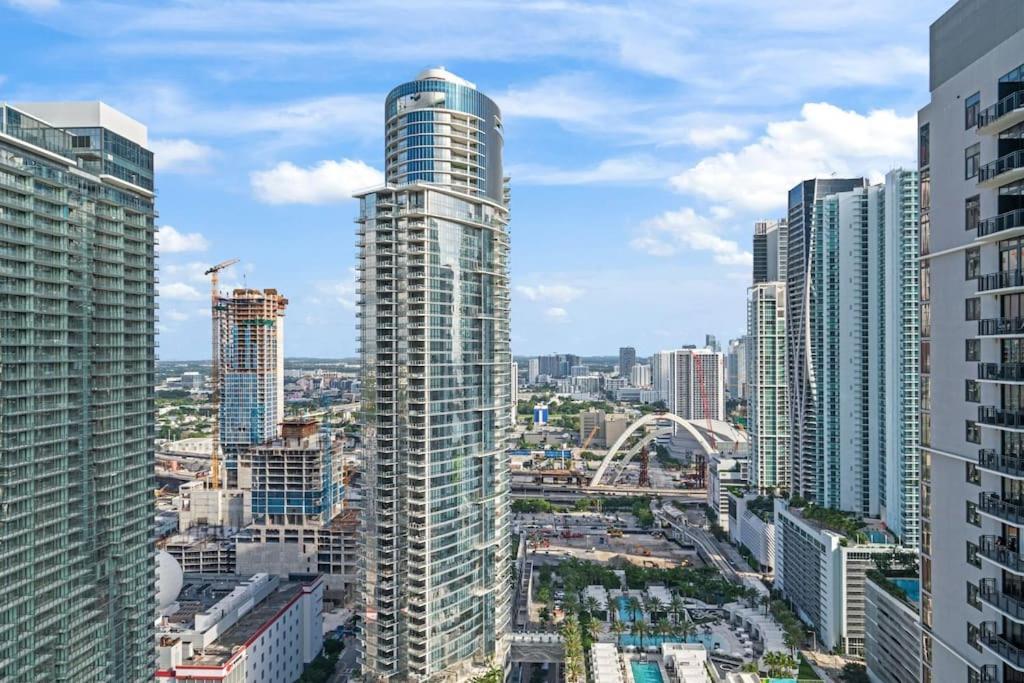 Apartment New Luxurious Floor 35th - Miami's Heart *