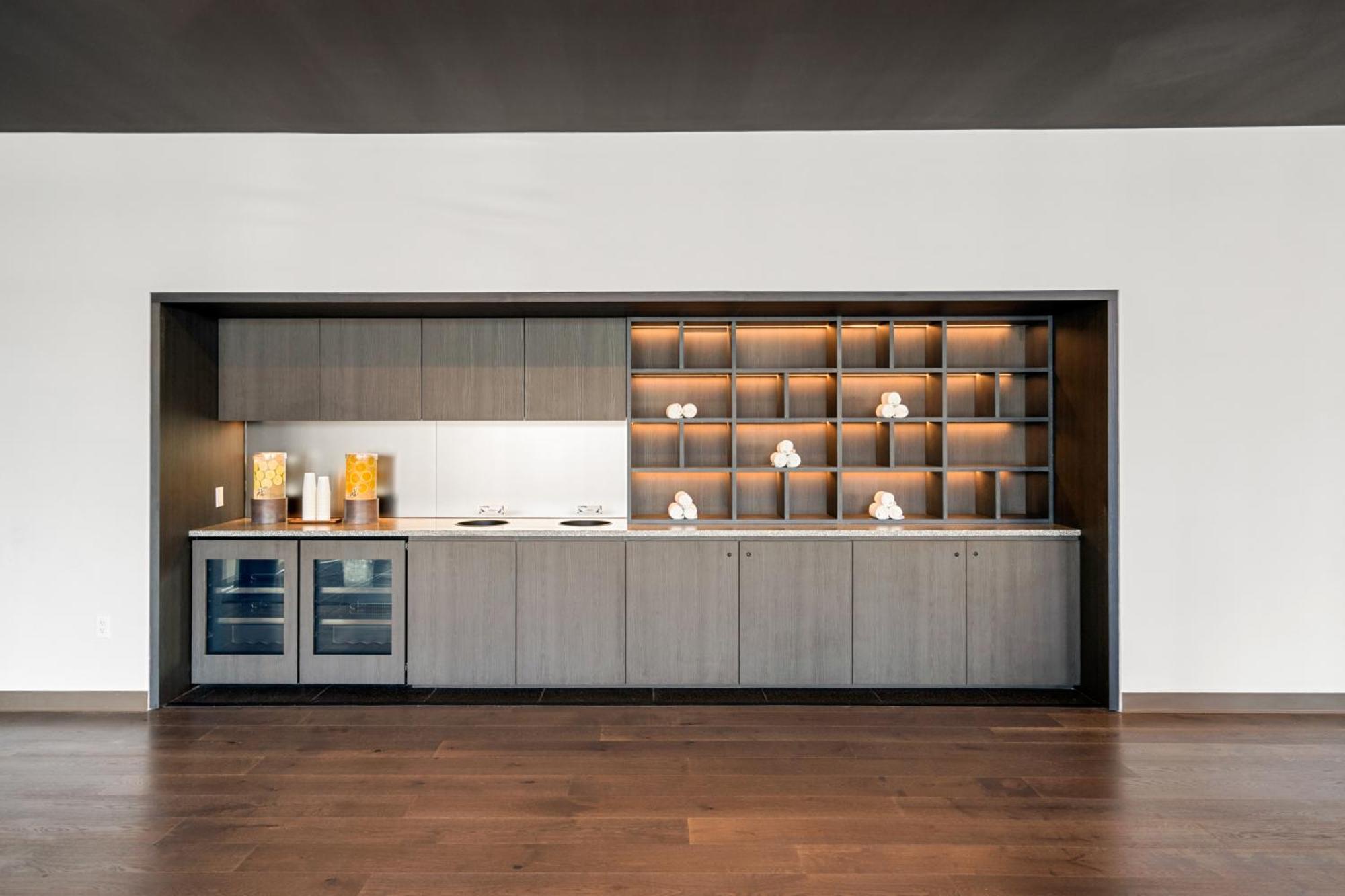 New Luxurious Floor 35th - Miami's Heart