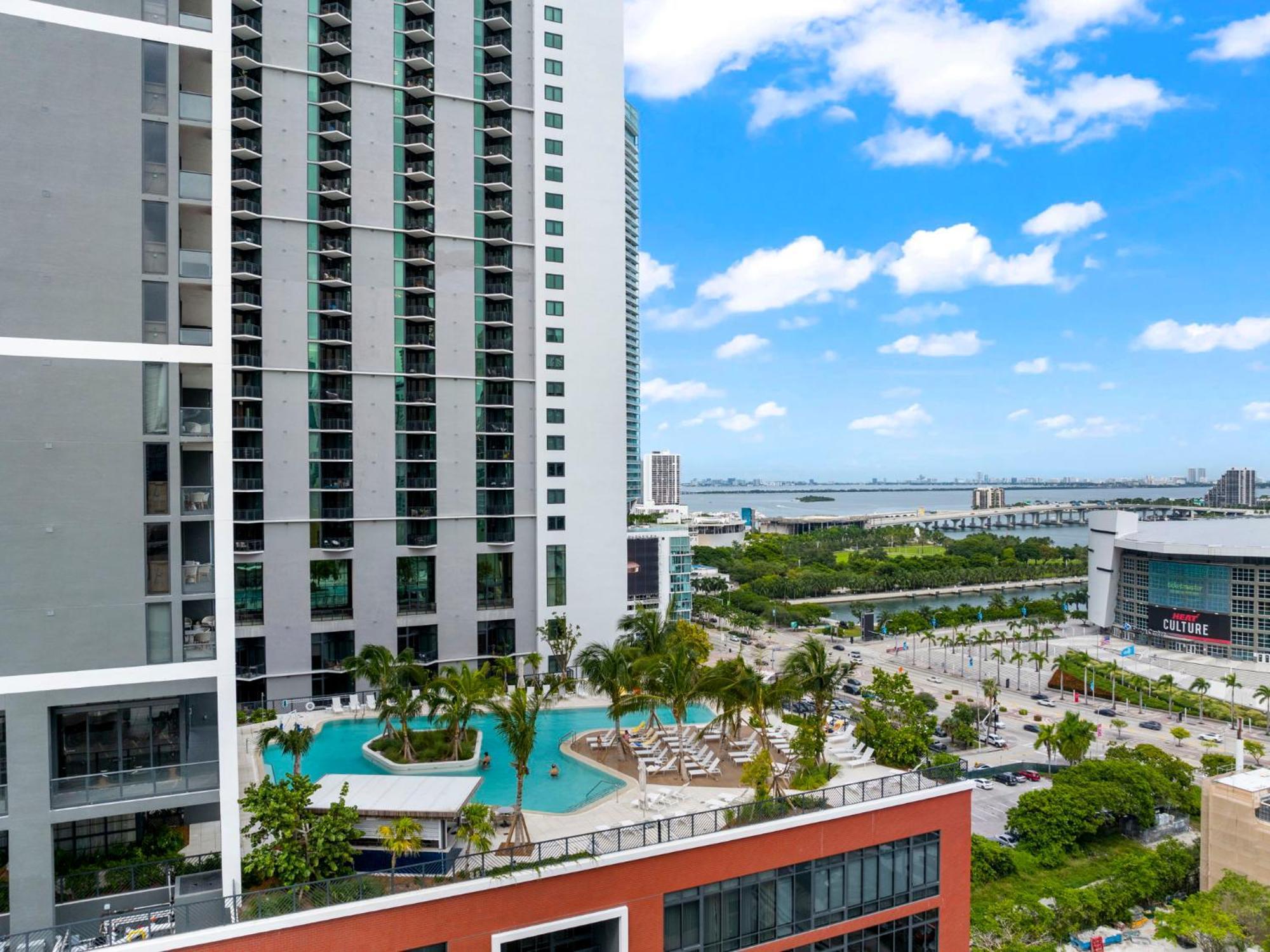 Free Parking! Ph Luxury 3br In Downtown Apartment Miami
