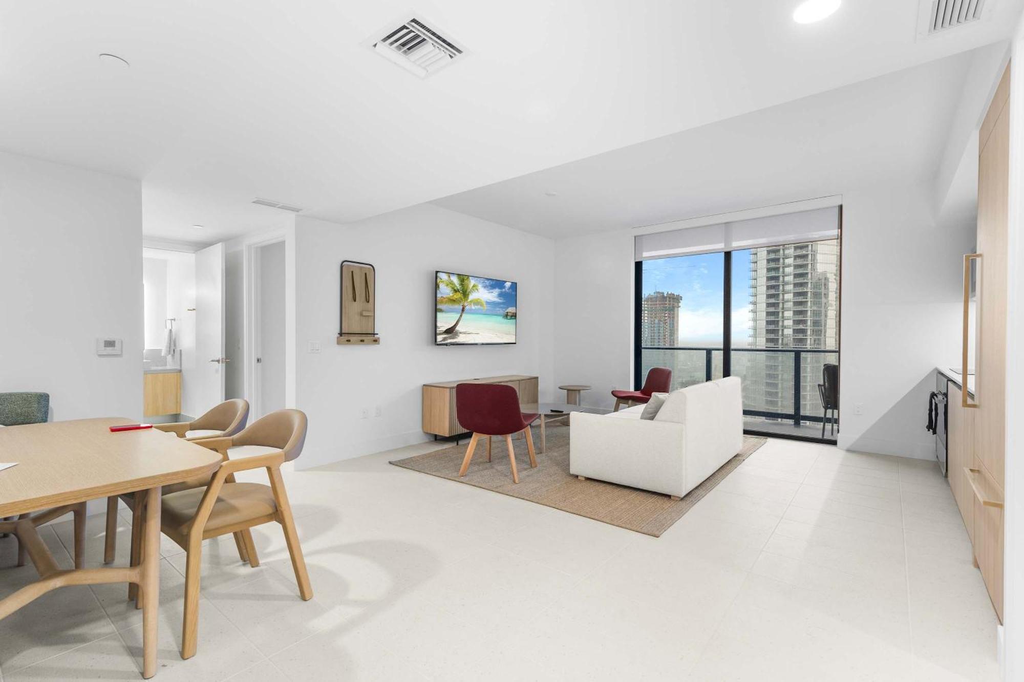 Beachside Escape Your Oasis Apartment *