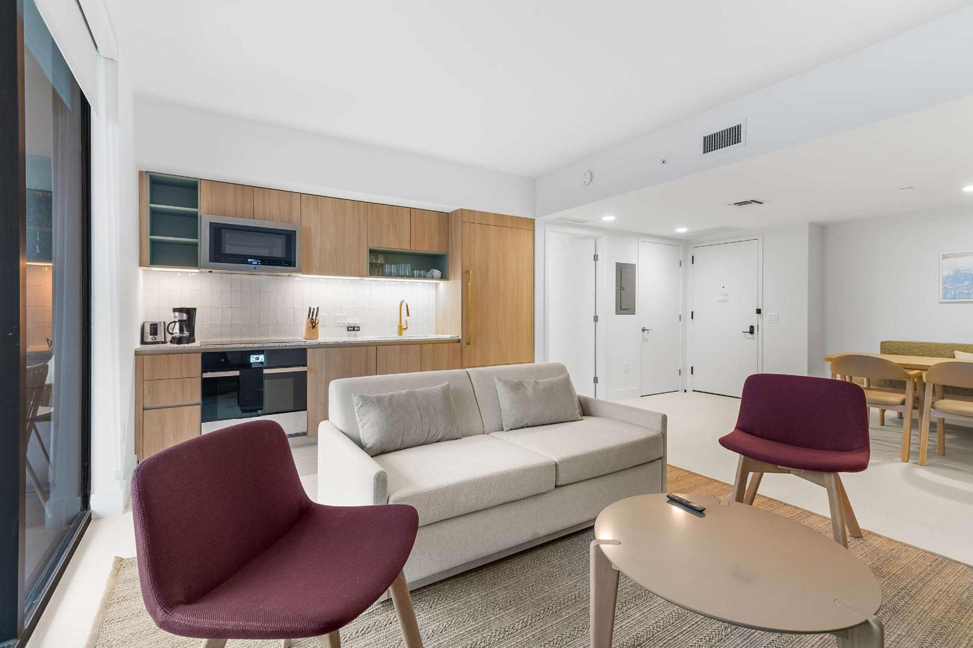 Apartment Beachside Escape Your Oasis