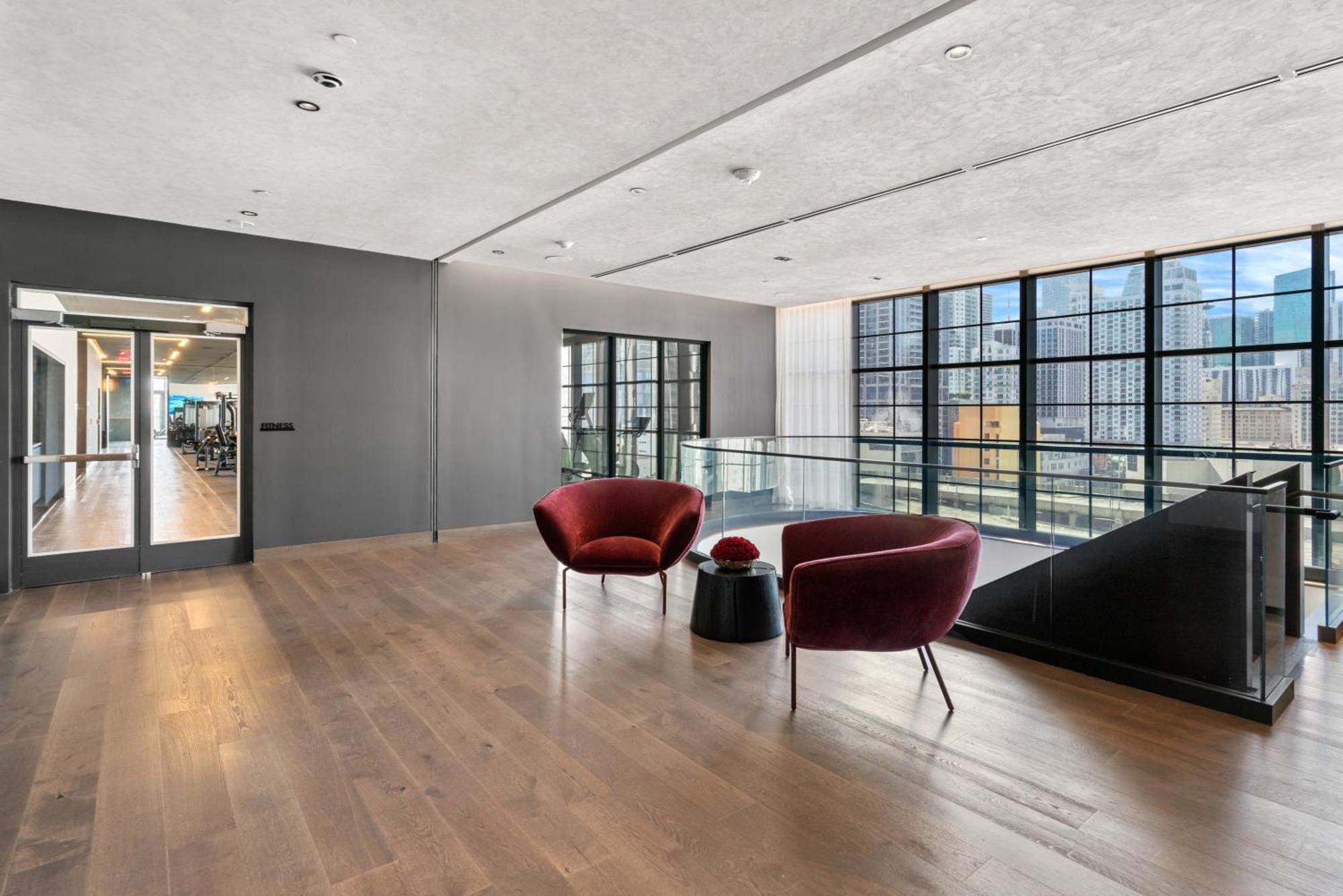 Apartment New Luxury 26th Floor In The Heart Of *