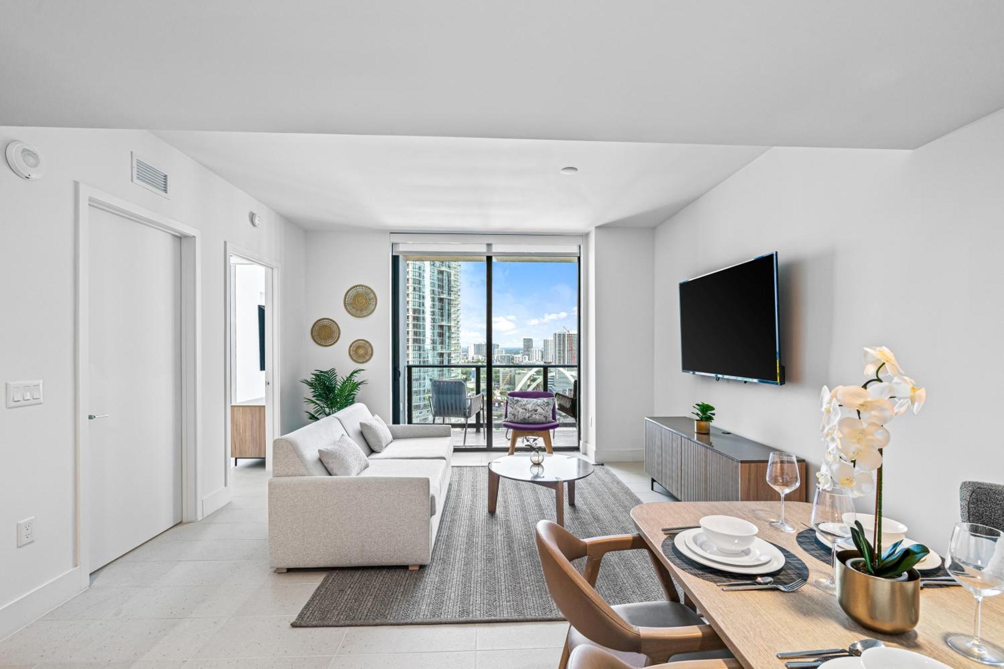 New Luxury 26th Floor In The Heart Of *
