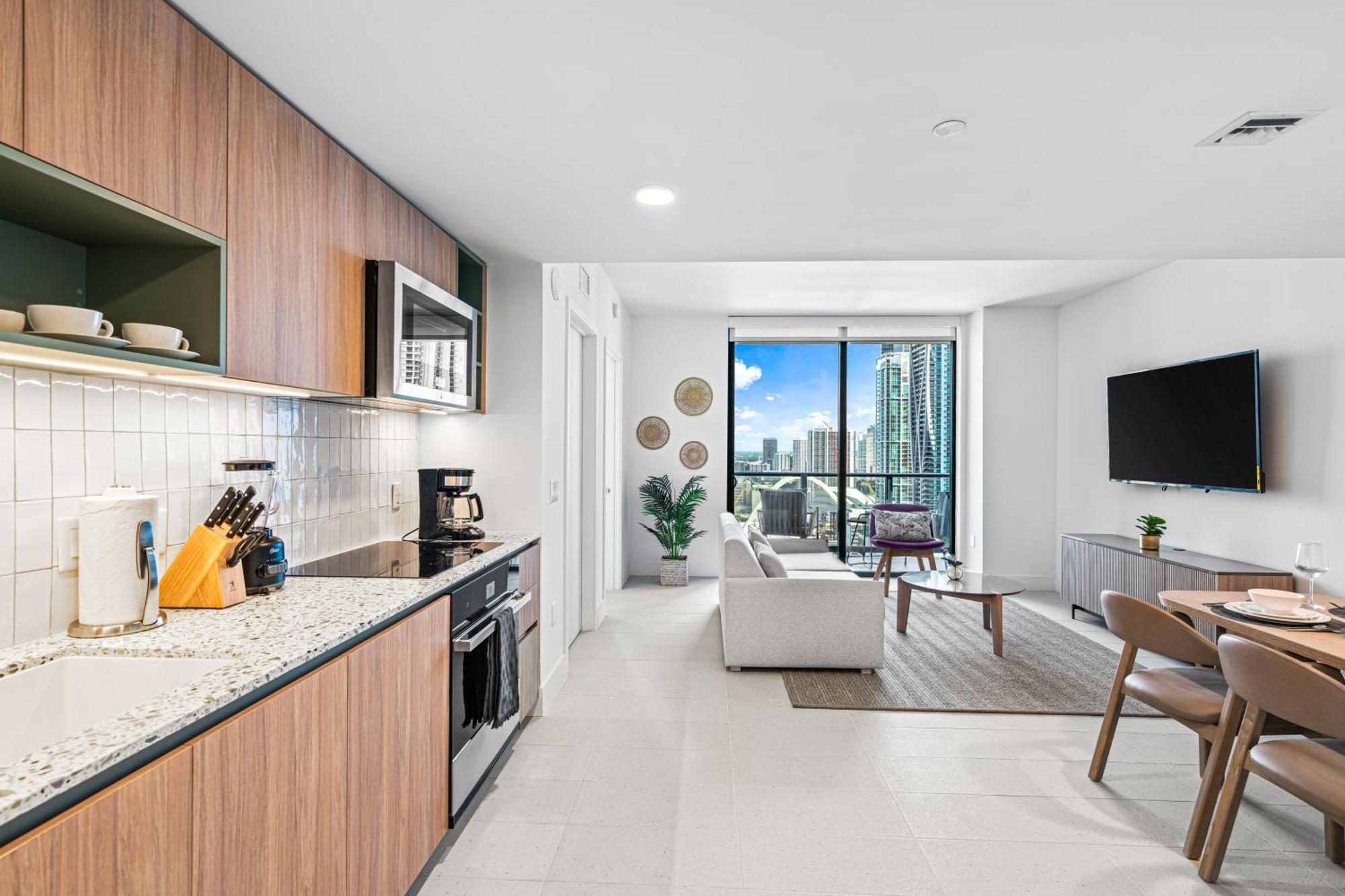 New Luxury 26th Floor In The Heart Of Miami