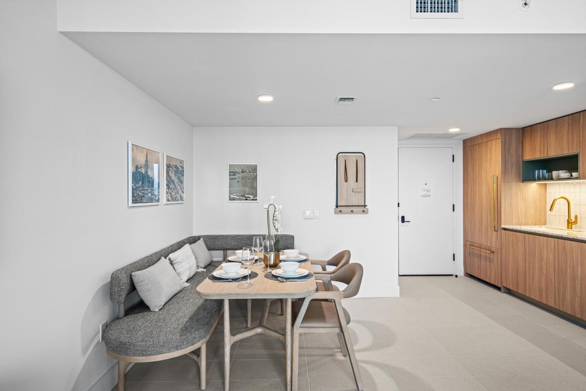 Apartment New Luxury 26th Floor In The Heart Of *