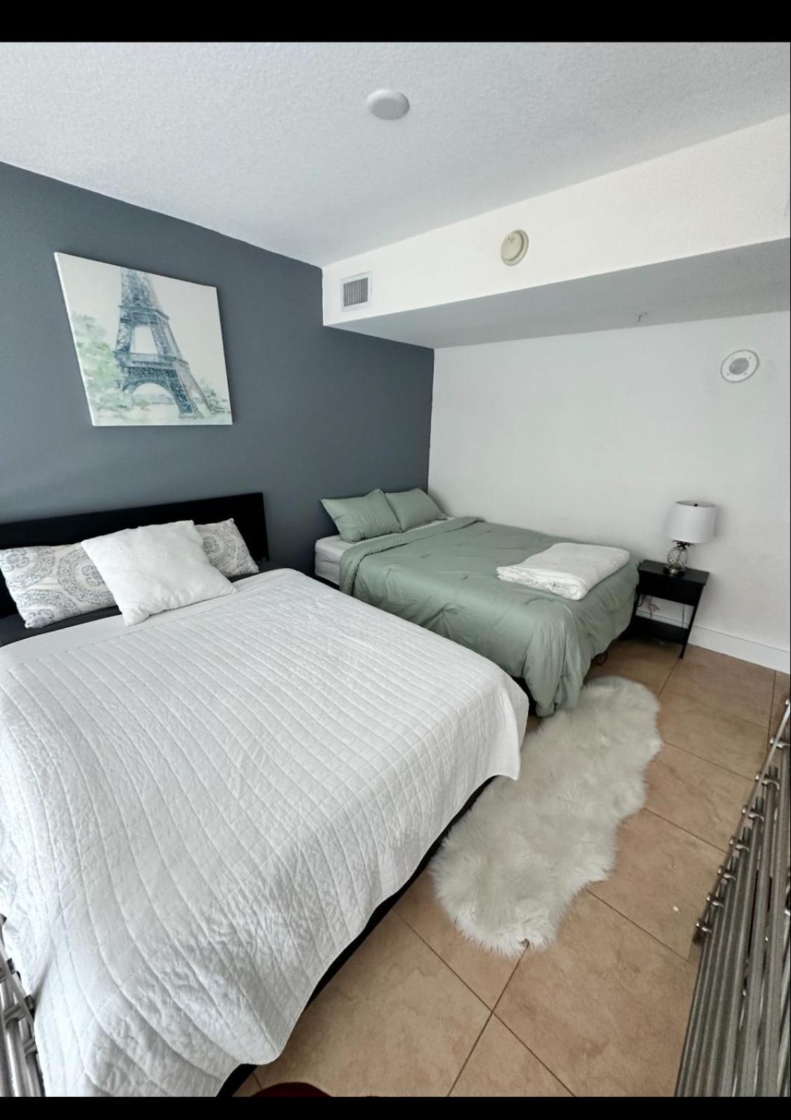 2 Story Loft Downtown *