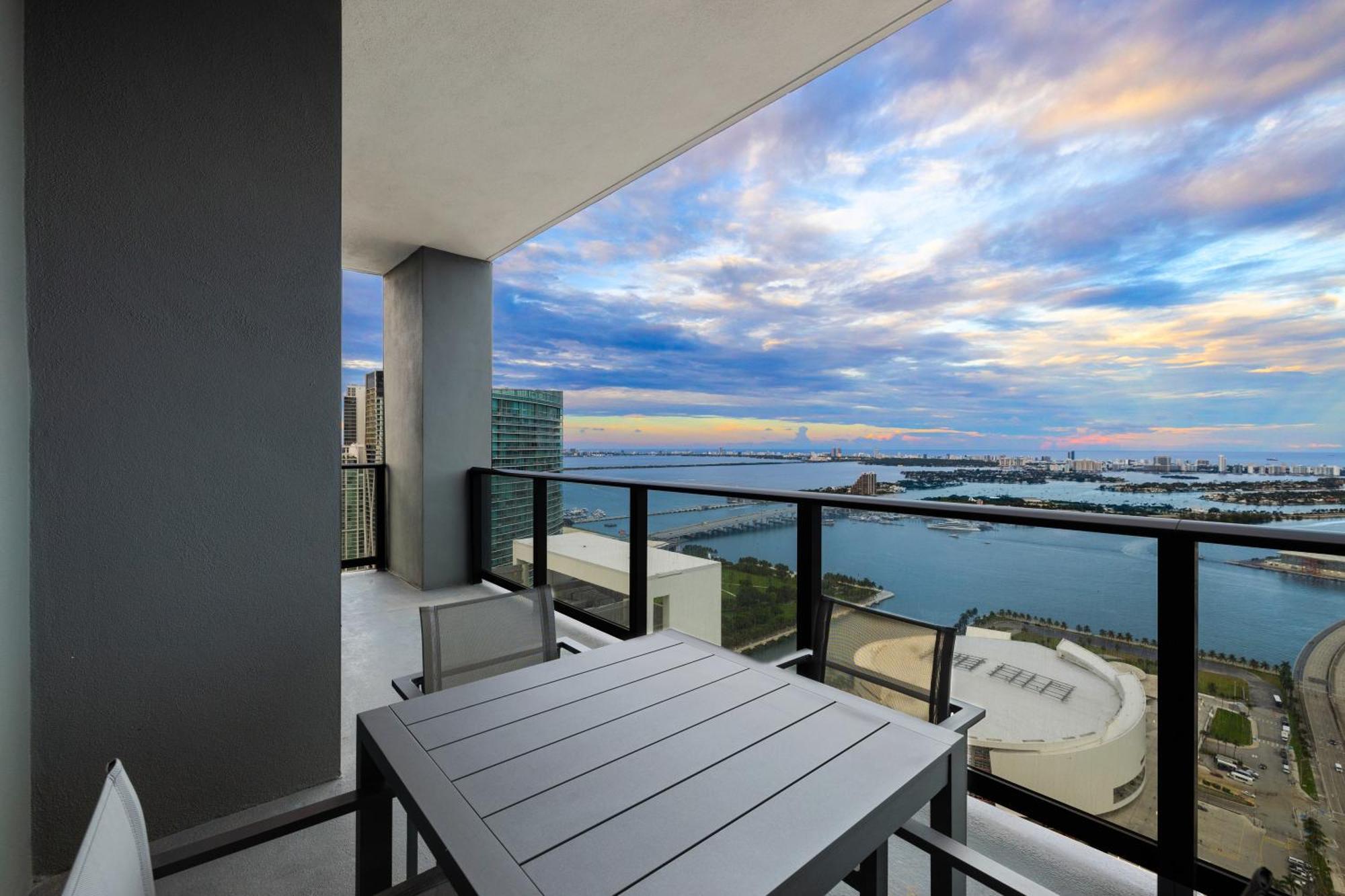 Apartment Free Parking! Ph Luxury 3br In Downtown *