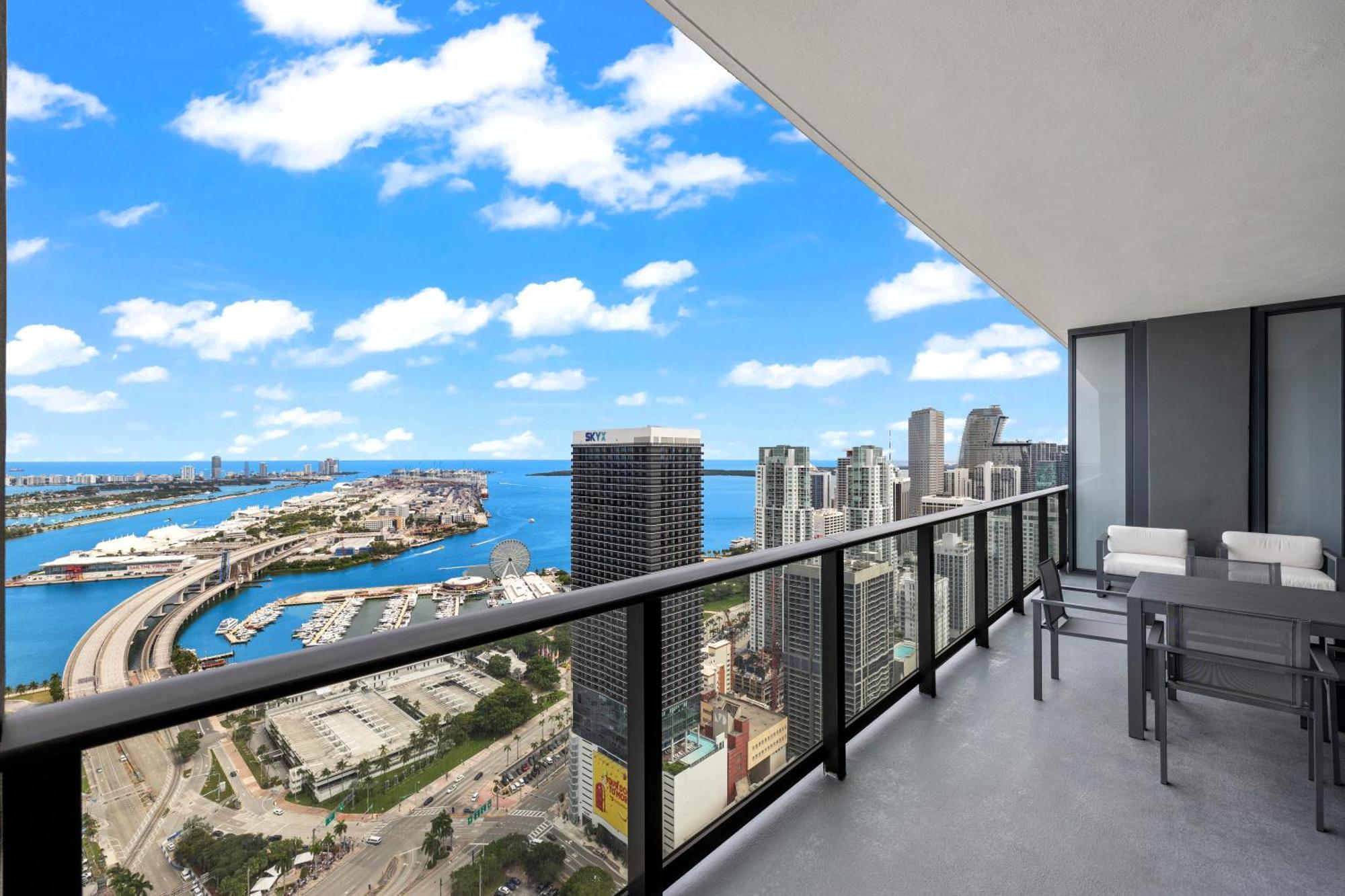 Apartment Free Parking! Ph Luxury 3br In Downtown Miami