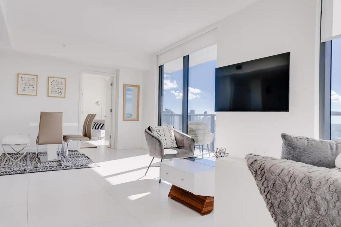 Holiday home Paraiso- Rooftop Pool Views And Prime Location *