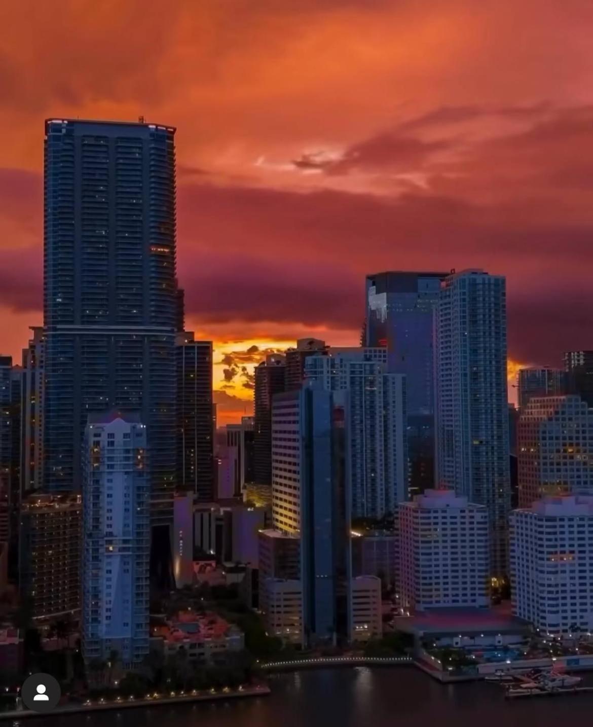 Holiday home Explore Miami's Heat - Huge 1 Bed Pool & Gym